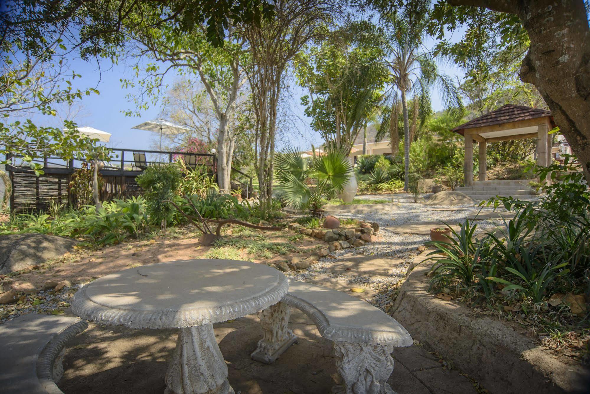 Abangane Guest Lodge Hazyview Buitenkant foto